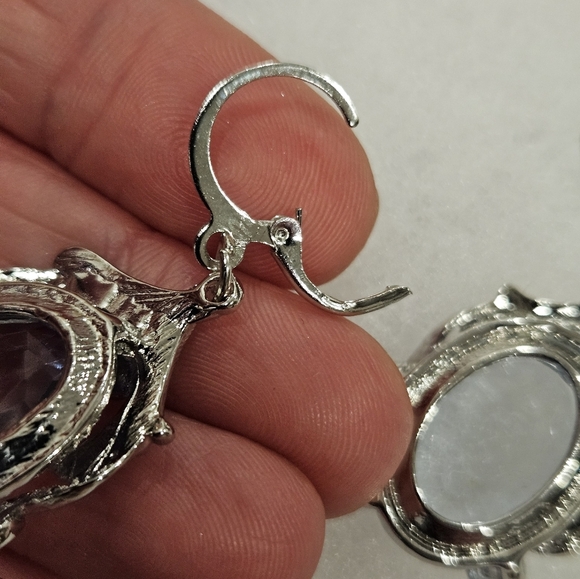 LINDS ❤️ 🐾 Silver Tone Filigree Dangle Earrings With Pale Blue Stone - Picture 3 of 6